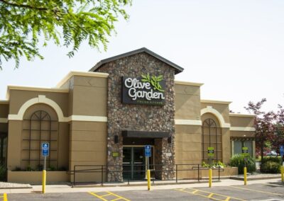 Olive Garden Exterior Sign fabricated and installed by PSCO Sign Group