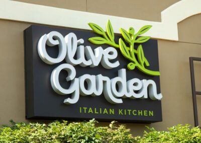 Olive Garden Exterior Sign fabricated and installed by PSCO Sign Group