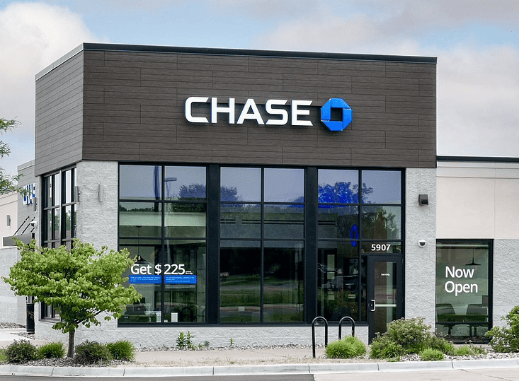 Exterior Chase Bank branch signage installed by PSCO Sign Group